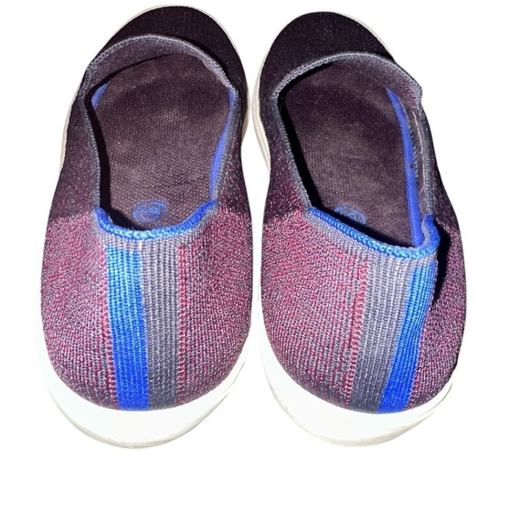 Rothys The Sneaker Women's maroon with navy Flat Slip On Shoes 10 - Picture 3 of 7